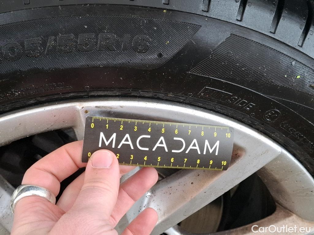  Seat  Leon SEAT  Sportstourer / 2020 / 5P / Break 1.0 eTSI 110 DSG S&S Style Business #8