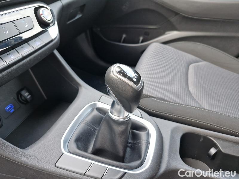  Hyundai  i30  (PD)(01.2017 ->)  kom.1.0TGDI 120 Comfort #14