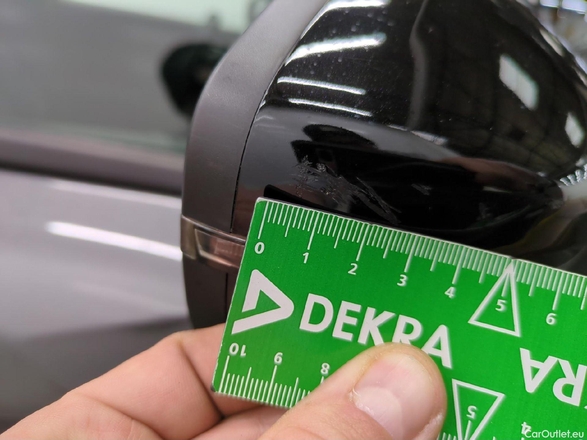  Peugeot  2008  Allure Pack 1.2 PureTech 100CV BVM6 E6d #36