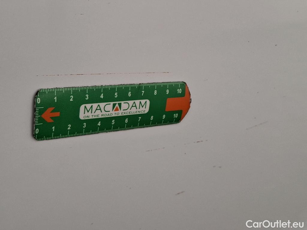  Peugeot  208  Allure 1.2 PureTech 100CV BVM6 E6d #9