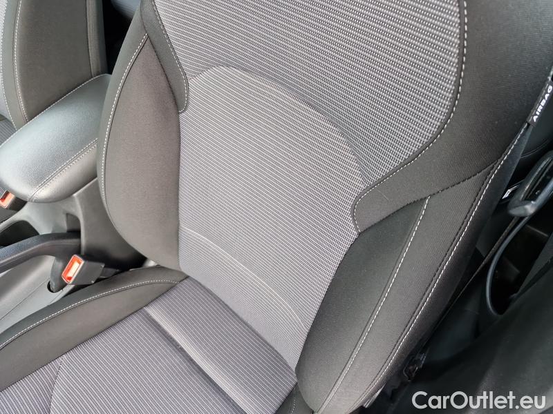  Hyundai  i30  (PD)(01.2017 ->)  kom.1.0TGDI 120 Comfort #13