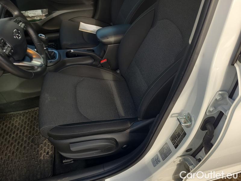  Hyundai  i30   cw (PD)(2017->)  kom.1.5T-GDI Smart 5d #9