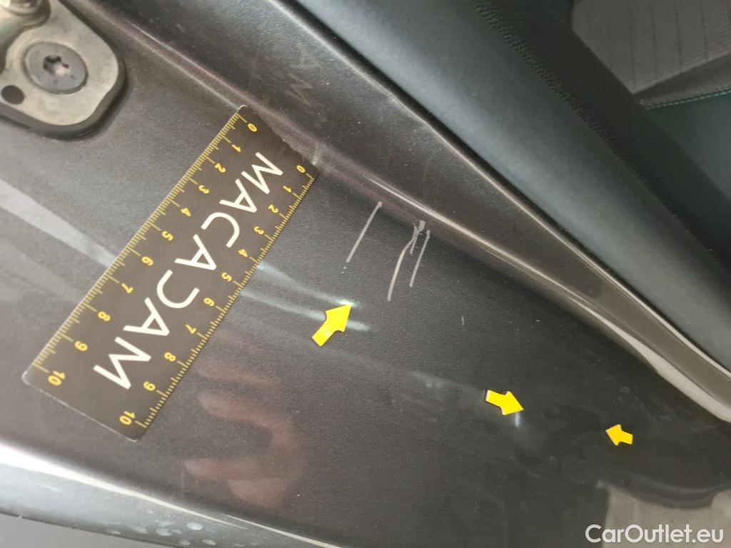  Peugeot  2008  Allure Business 1.5 HDi 130CV BVA8 E6d #9