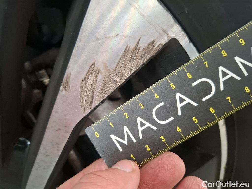  Peugeot  2008  Allure Business 1.5 HDi 130CV BVA8 E6d #22