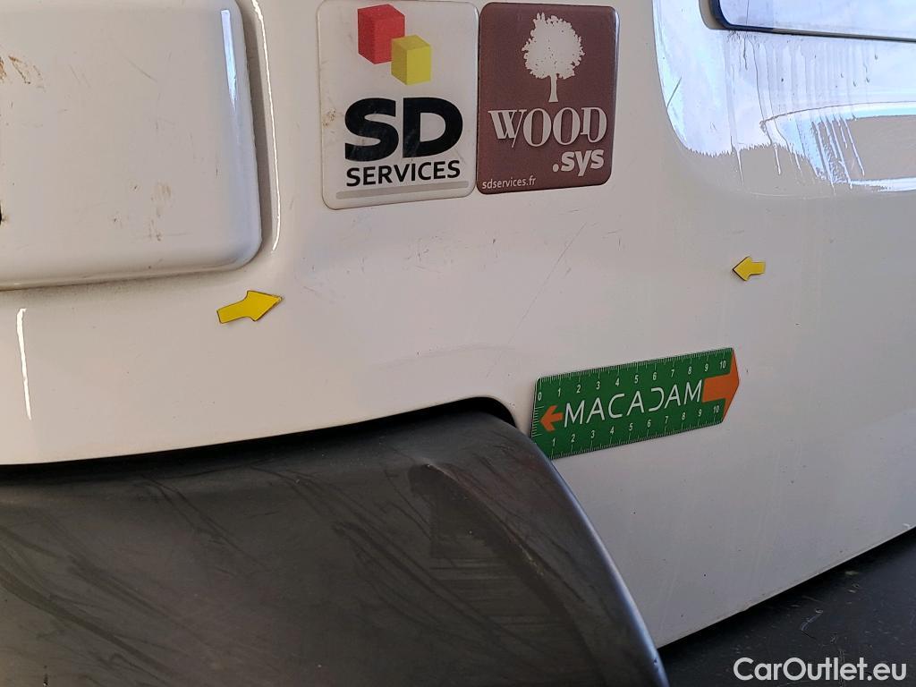  Peugeot  Expert  Fourgon Asphalt L3 2.0 HDi 120CV BVM6 E6d #8