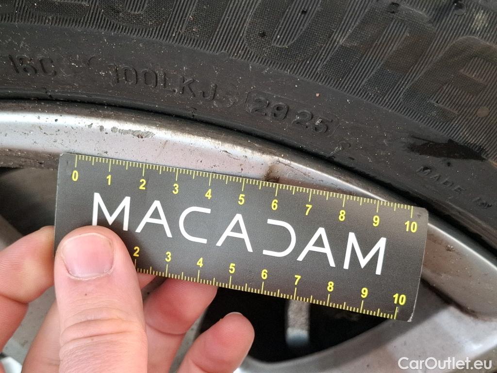  Seat  Leon SEAT  Sportstourer / 2020 / 5P / Break 1.0 eTSI 110 DSG S&S Style Business #17