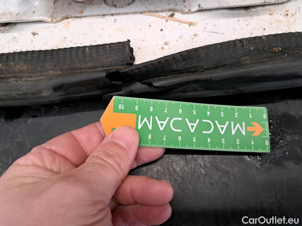  Peugeot  Expert  Fourgon Asphalt L3 2.0 HDi 120CV BVM6 E6d #25