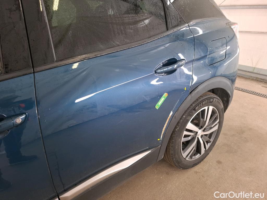  Peugeot  3008 PEUGEOT  / 2020 / 5P / SUV 1.6 HYBRID 225 E-EAT8 Allure #1