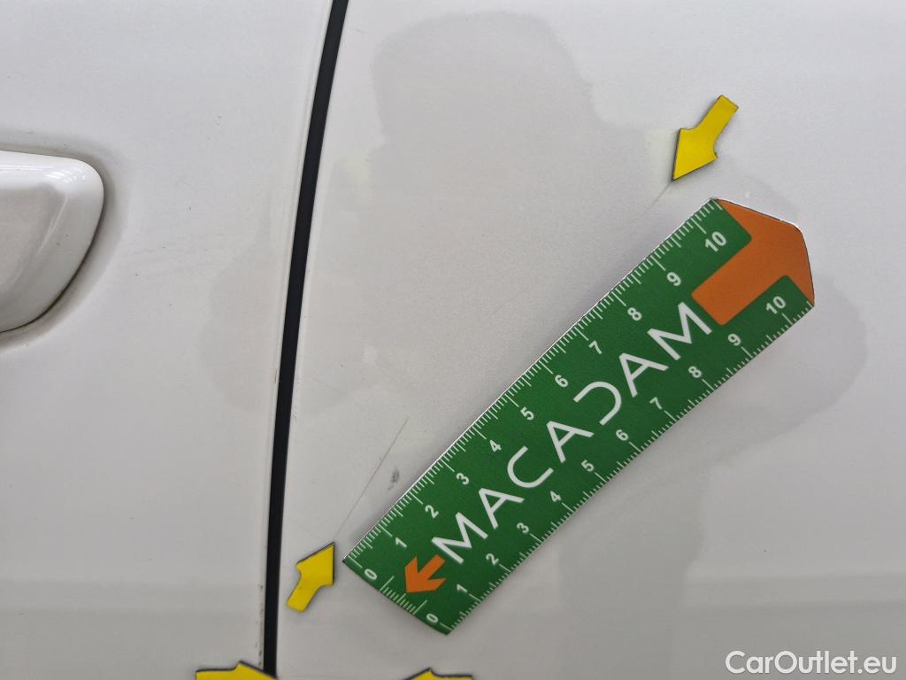  Peugeot  3008  Allure Pack 1.5 HDi 130CV BVA8 E6d #18