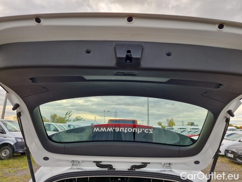  Hyundai  i30  (PD)(01.2017 ->)  kom.1.0TGDI 120 Comfort #17