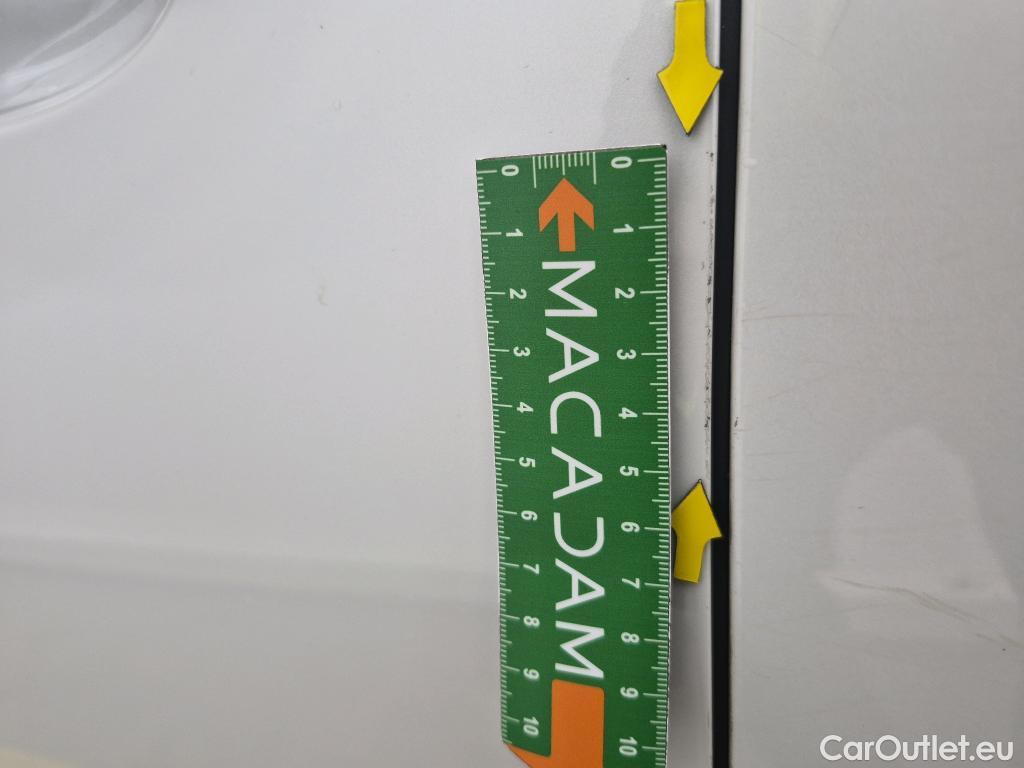  Peugeot  3008  Allure Pack 1.5 HDi 130CV BVA8 E6d #15