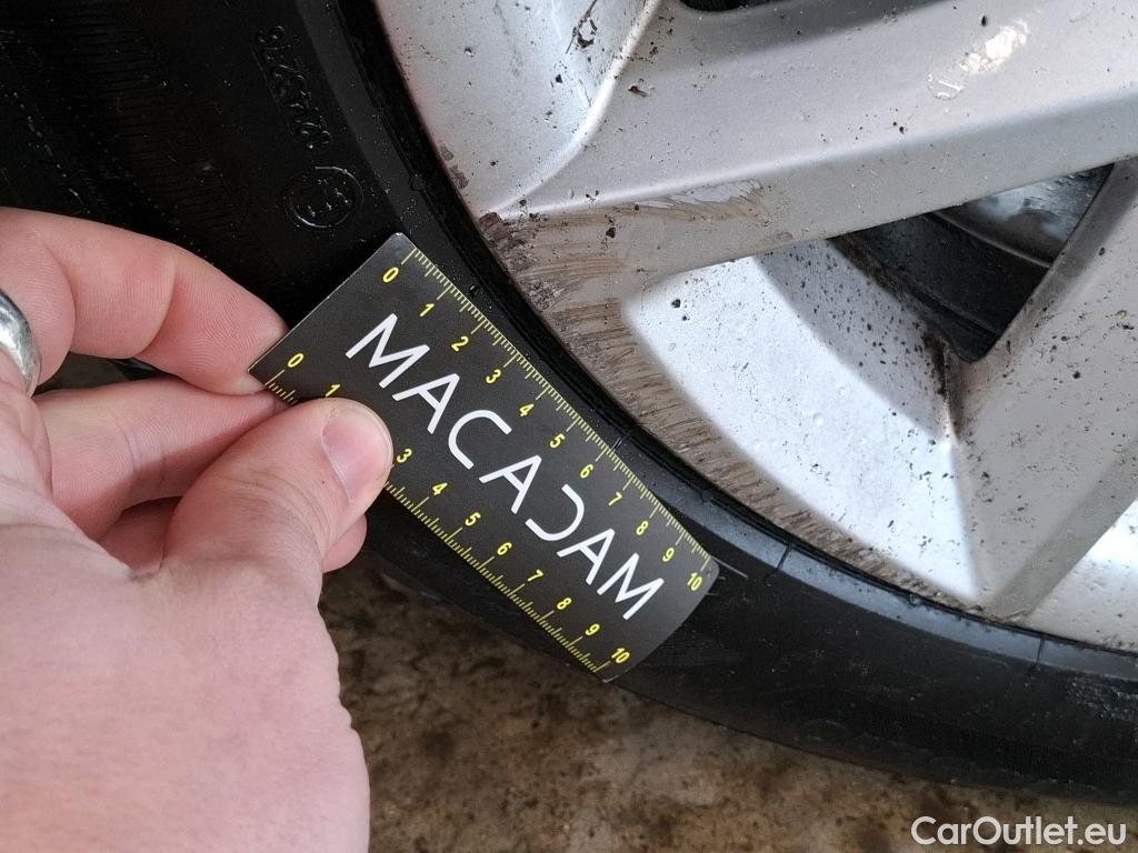  Seat  Leon SEAT  Sportstourer / 2020 / 5P / Break 1.0 eTSI 110 DSG S&S Style Business #2