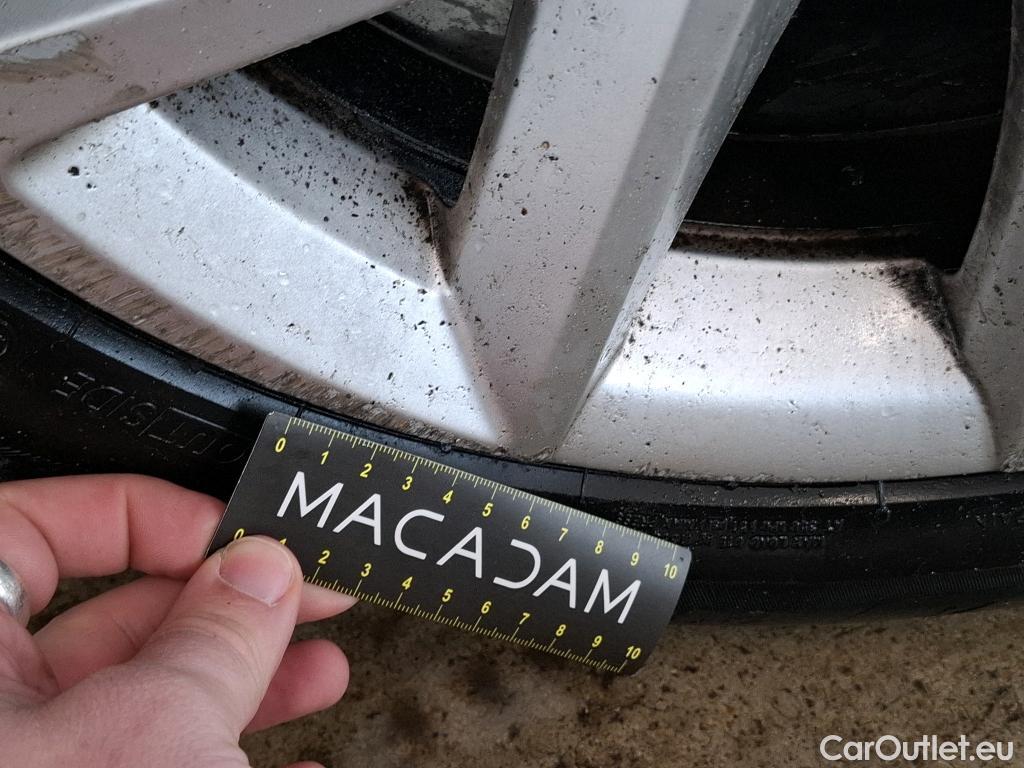  Seat  Leon SEAT  Sportstourer / 2020 / 5P / Break 1.0 eTSI 110 DSG S&S Style Business #3