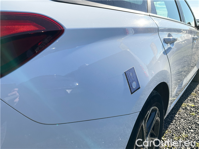  Hyundai  i30  kom.1.5i Family Comfort 5d #8