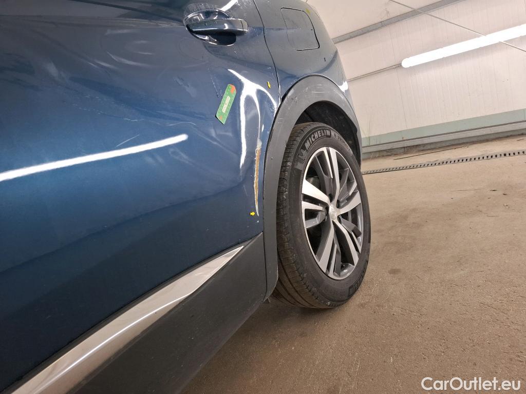  Peugeot  3008 PEUGEOT  / 2020 / 5P / SUV 1.6 HYBRID 225 E-EAT8 Allure #2