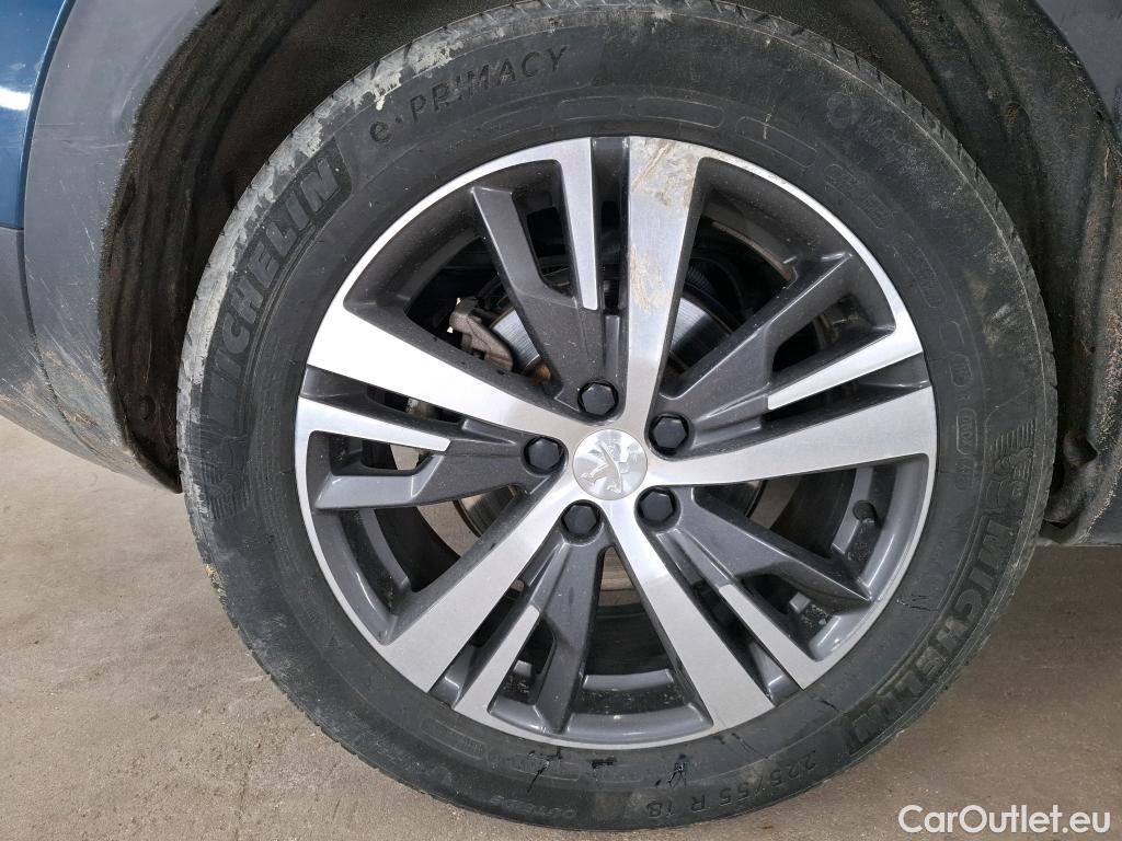  Peugeot  3008 PEUGEOT  / 2020 / 5P / SUV 1.6 HYBRID 225 E-EAT8 Allure #24