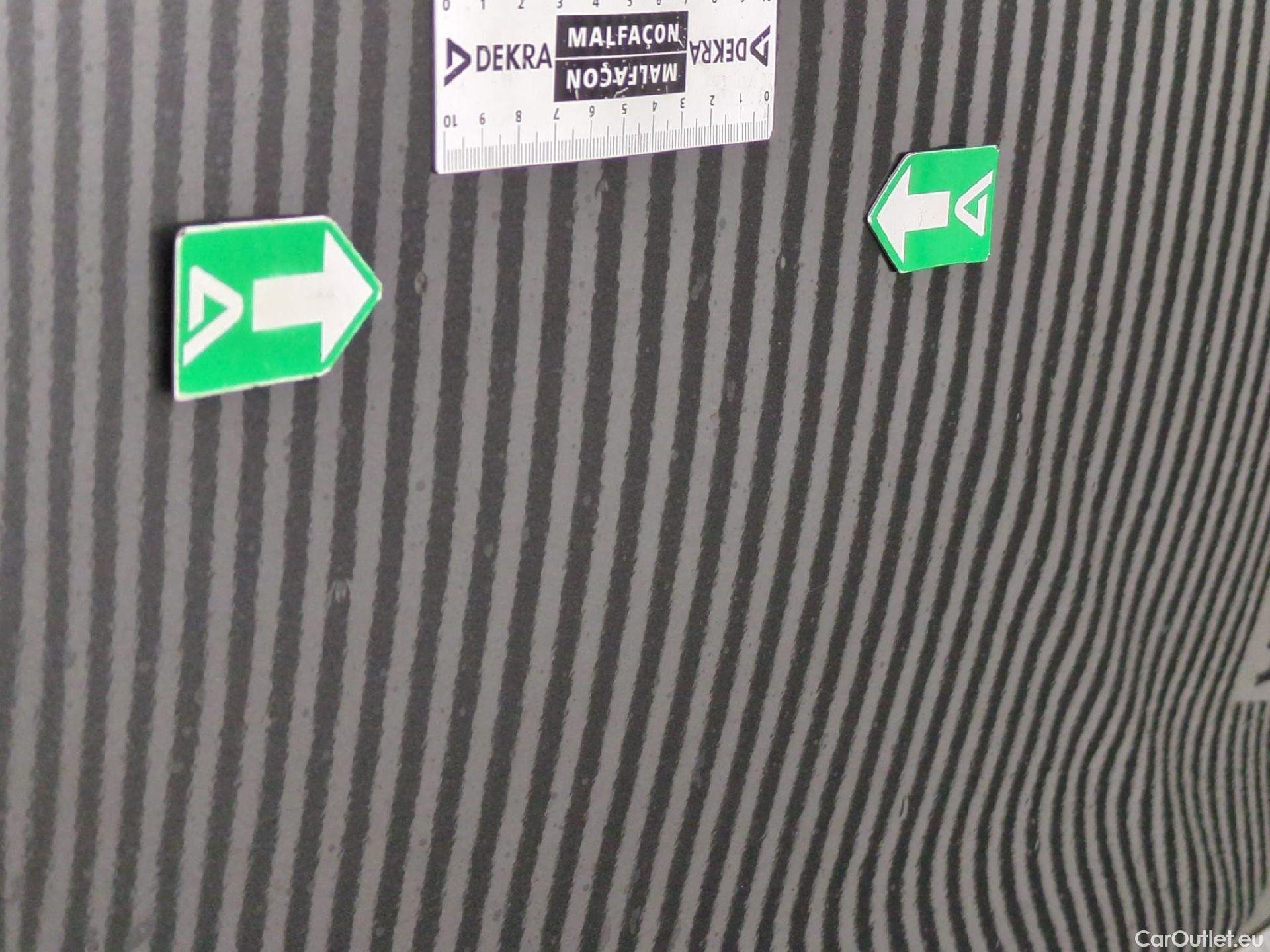  Peugeot  2008  Allure Pack 1.2 PureTech 100CV BVM6 E6d #23