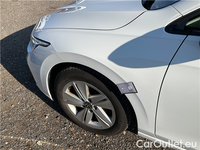  Volkswagen  Golf  Var.1.0TSI 81 Life 5d #20