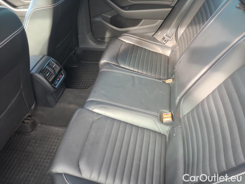  Volkswagen  Passat  Variant (CB5) (2019) Pas.Var.2.0TDI 140 Elegance AT #23