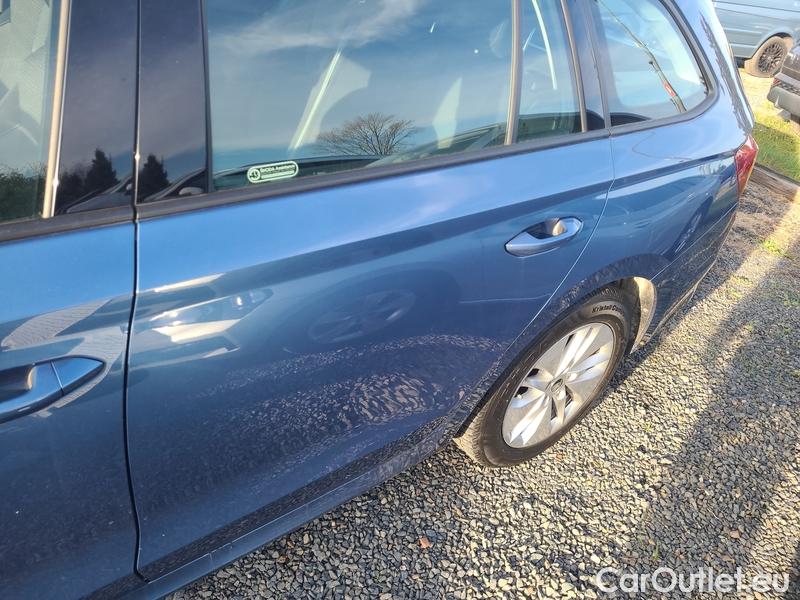  Skoda  Octavia  Combi (NX3)(2020) Oct.Combi 1.5TSI 110 Ambition #11