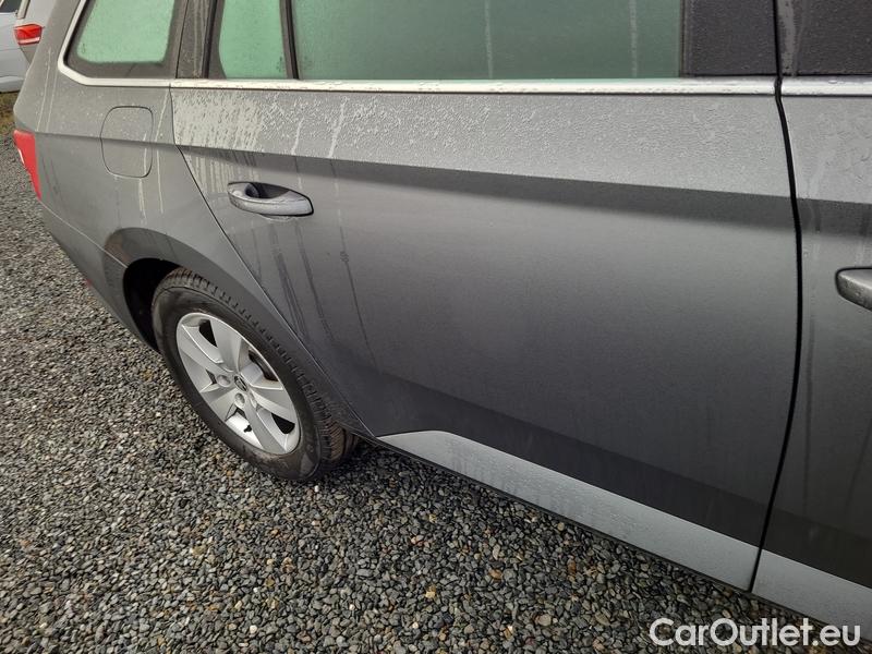  Skoda  Superb  Combi (3T5)(2010) Sup.C.FL2.0TDI 110 Ambition #15