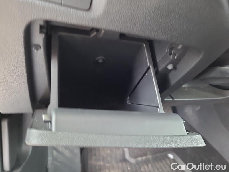  Skoda  Octavia  Combi (NX3)(2020) Oct.Combi 2.0TDI 85 Ambition #13