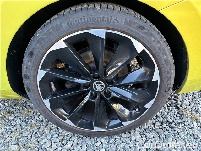  Skoda  Superb Supe.FL2.0TSI 140 Sportline AT #16