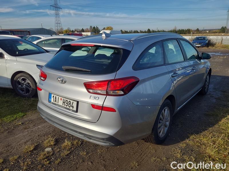  Hyundai  i30  (PD)(01.2017  ->)  kom.1.0TGDI 120 Comfort #1