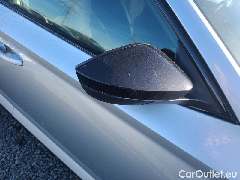  Skoda  Superb  (3V3)(2015) Supe.FL2.0TDI 110 Sportline #3