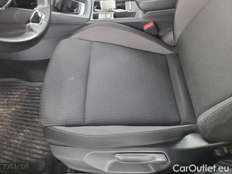  Skoda  Octavia  Combi (NX3)(2020) Oct.Combi 2.0TDI 85 Ambition #10