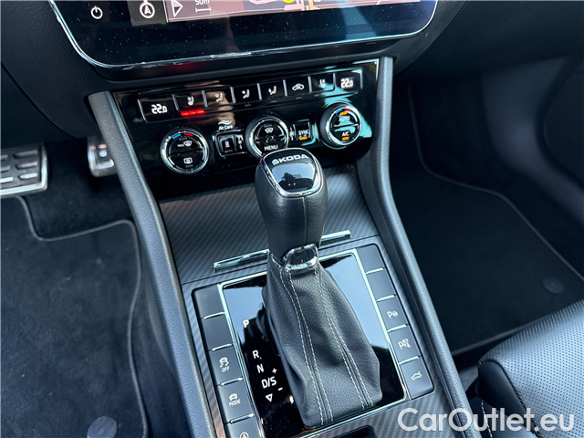  Skoda  Superb Supe.FL2.0TSI 140 Sportline AT #23