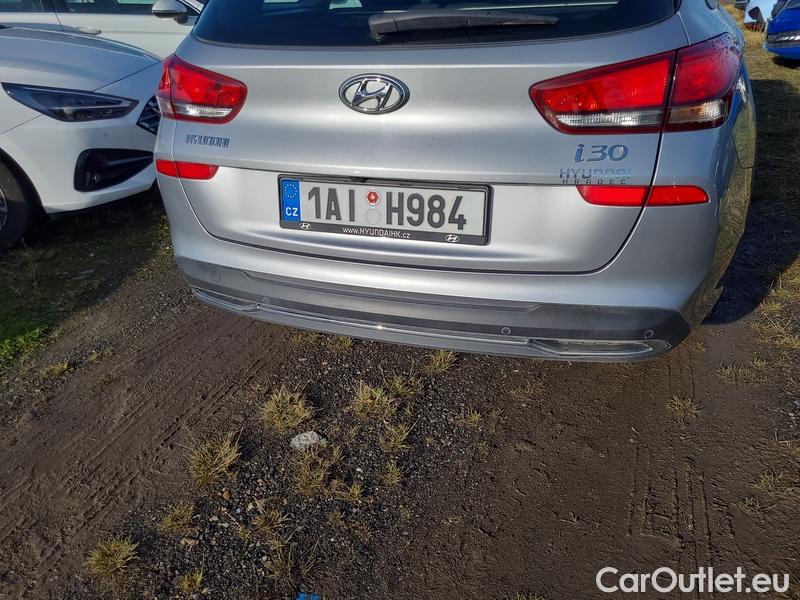  Hyundai  i30  (PD)(01.2017  ->)  kom.1.0TGDI 120 Comfort #11
