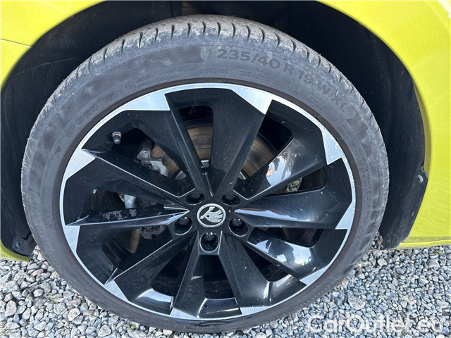  Skoda  Superb Supe.FL2.0TSI 140 Sportline AT #2