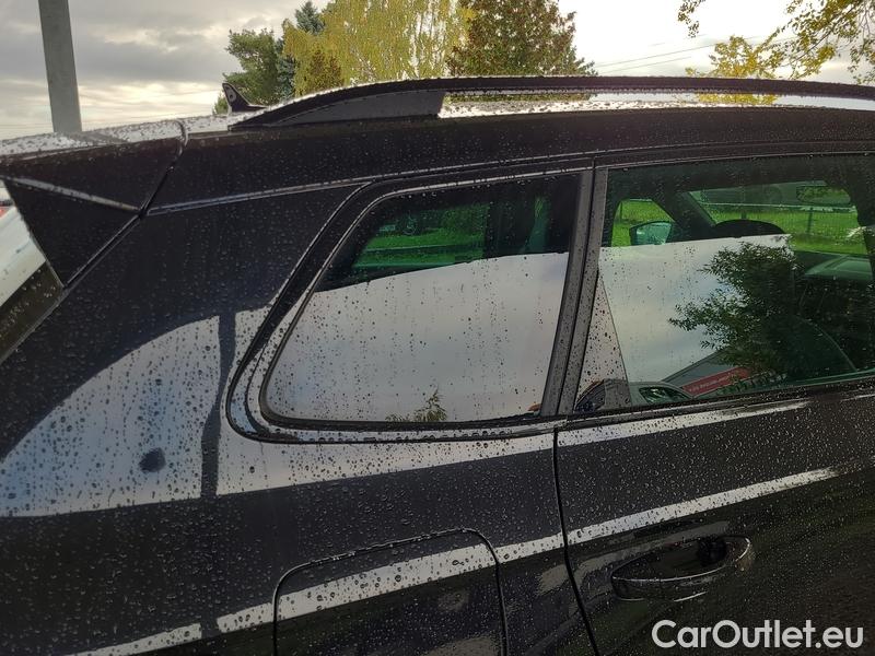  Skoda  Karoq  (NU)(2017->) Kar.2.0TSI 140 Sportlin 4x4 AT #6