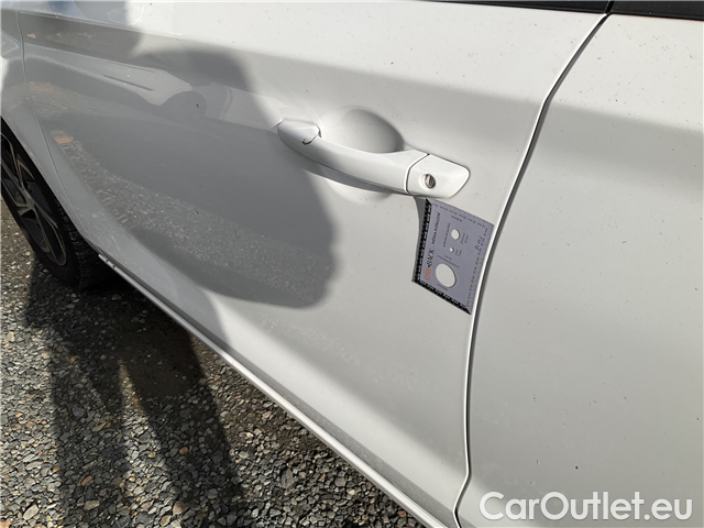  Hyundai  i30  kom.1.5i Family Comfort 5d #13