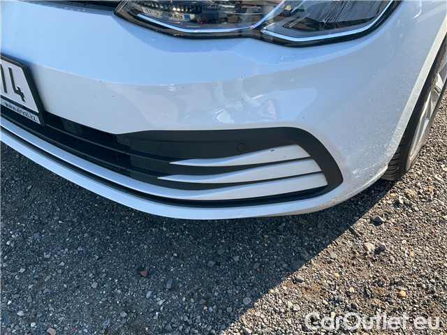  Volkswagen  Golf  Var.1.0TSI 81 Life 5d #21