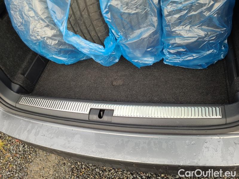  Skoda  Superb  Combi (3T5)(2010) Sup.C.FL2.0TDI 110 Ambition #11