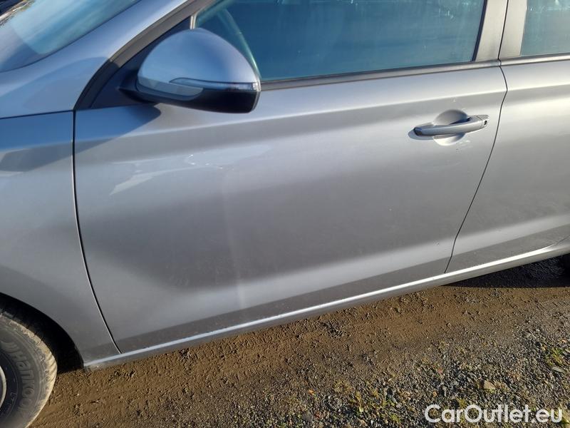  Hyundai  i30  (PD)(01.2017  ->)  kom.1.0TGDI 120 Comfort #10