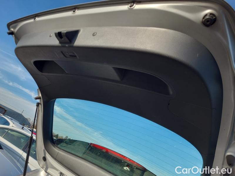  Hyundai  i30  (PD)(01.2017  ->)  kom.1.0TGDI 120 Comfort #16