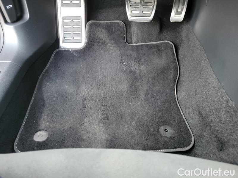  Volkswagen  Arteon  Shooting Brake  (3H9)(2020)  SB 2.0TDI 147 R-L 4M AT #13