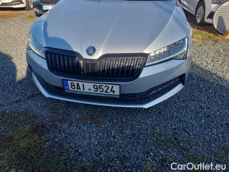  Skoda  Superb  (3V3)(2015) Supe.FL2.0TDI 110 Sportline #2