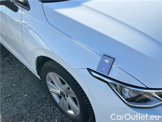  Volkswagen  Golf  Var.1.0TSI 81 Life 5d #4