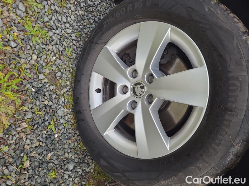  Skoda  Superb  Combi (3T5)(2010) Sup.C.FL2.0TDI 110 Ambition #1