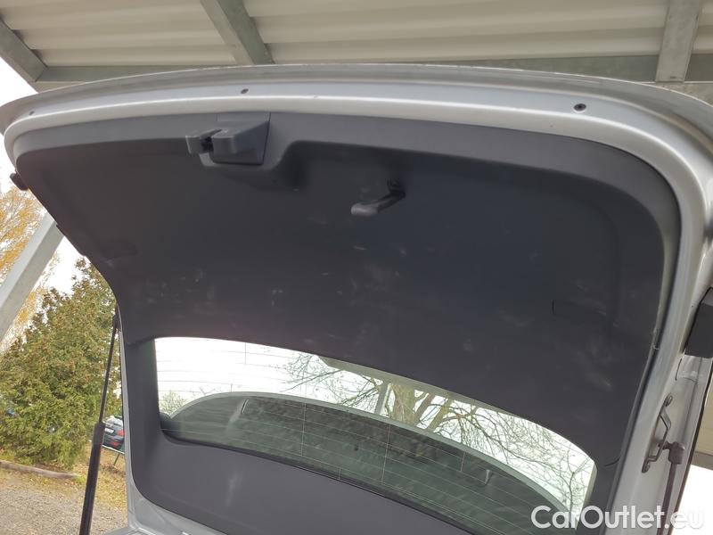  Skoda  Octavia  Combi (NX3)(2020) Oct.Combi 2.0TDI 85 Ambition #16