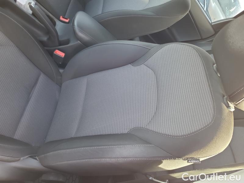  Hyundai  i30  (PD)(01.2017  ->)  kom.1.0TGDI 120 Comfort #6