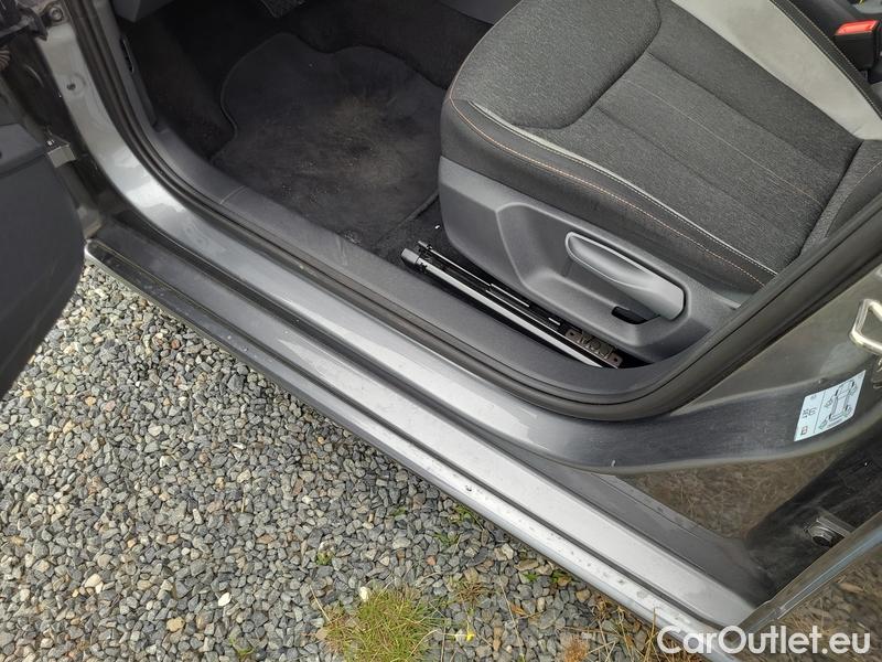  Skoda  Scala  (NW) (2019)  1.5TSI 110 Style AT #4