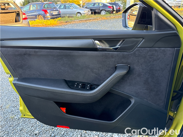  Skoda  Superb Supe.FL2.0TSI 140 Sportline AT #25