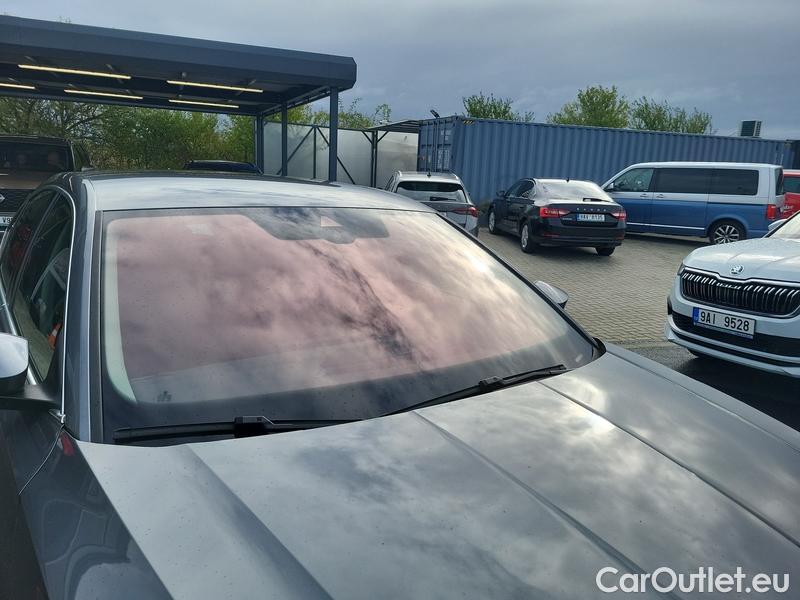  Skoda  Octavia  Lim. (NX3)(2020)  1.5TSI 110 Style 5d #1