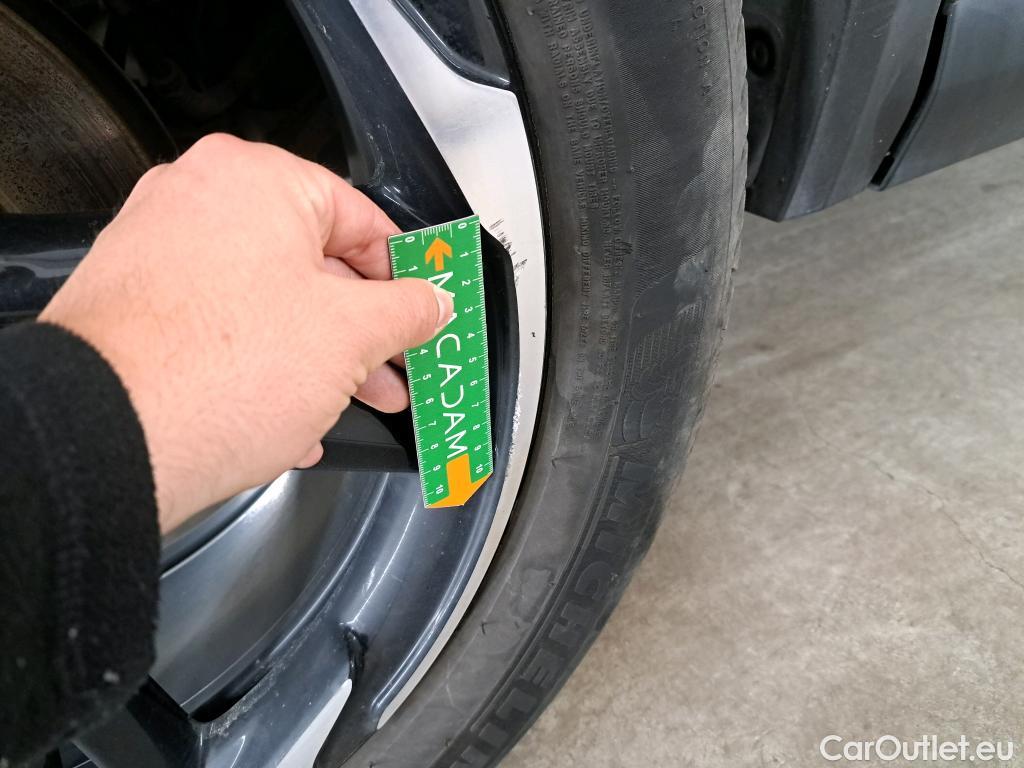  DS  DS7 DS DS 7 Crossback / 2017 / 5P / SUV E-TENSE 4x4 300 PERFORMANCE Line #25