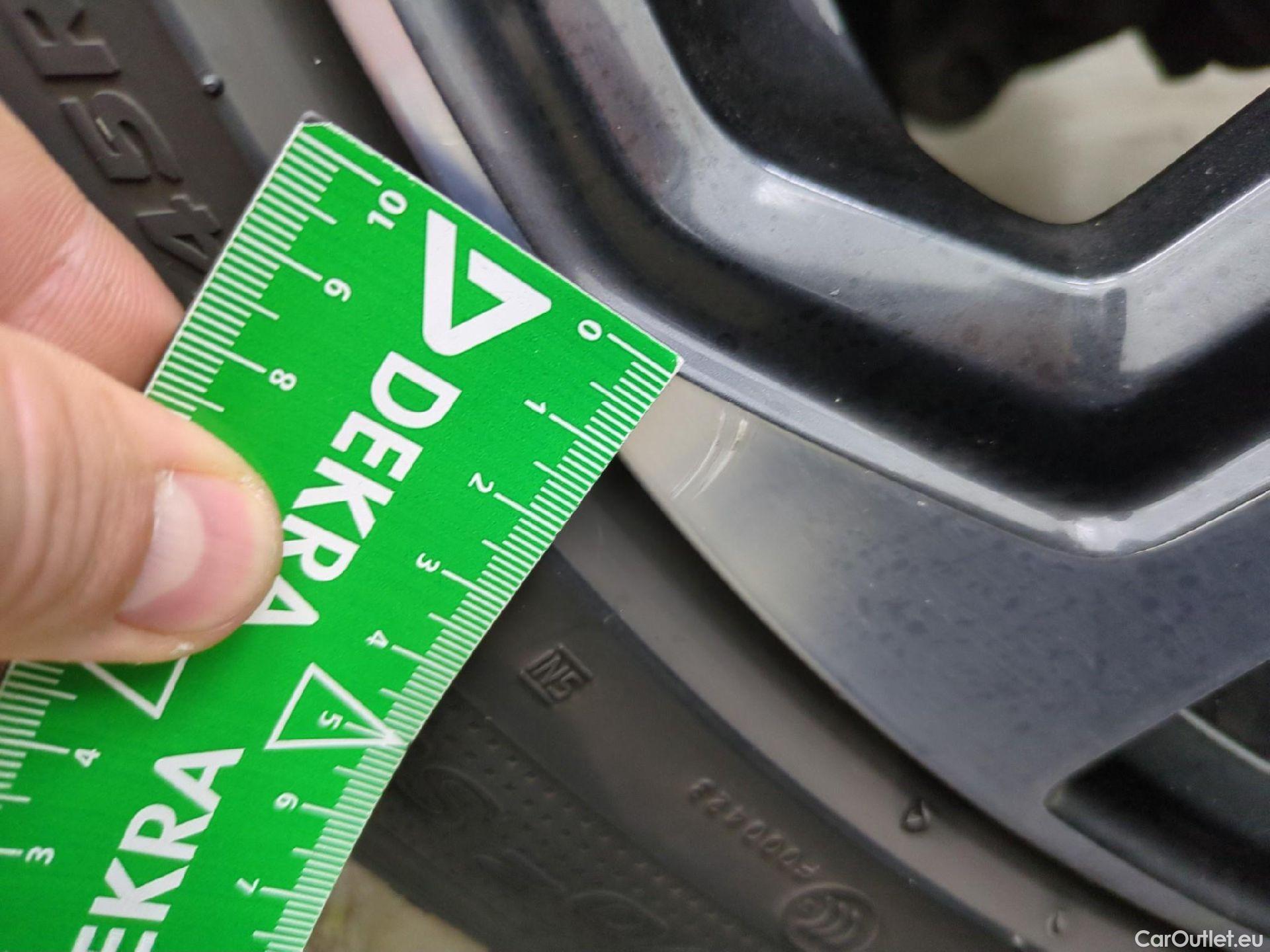  Audi  Q3 AUDI  Sportback / 2019 / 5P / SUV 35 TFSI 150 MHEV S Tronic 7 S EDITION(SL) #10